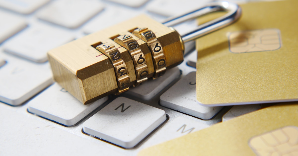 WordPress login alerts and email notification settings